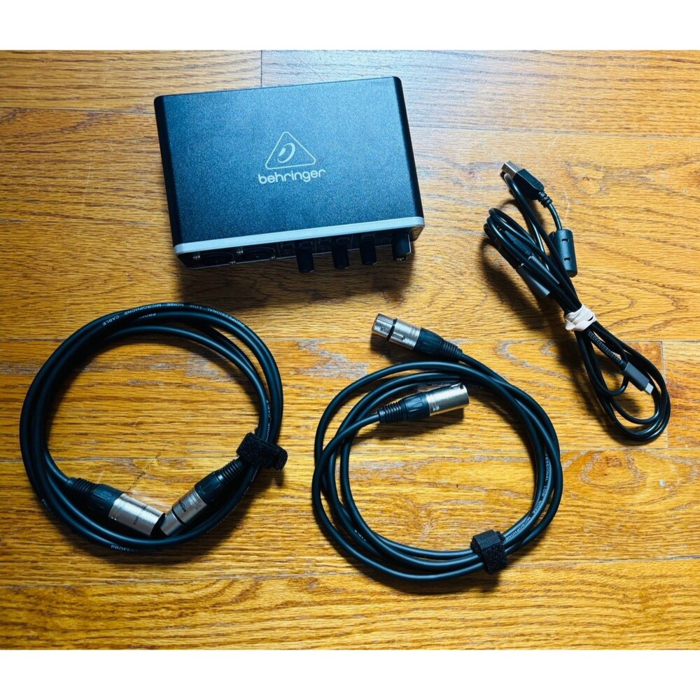 Behringer U-Phoria UMC202HD USB Audio Interface + 2 XLR Cables Bundle